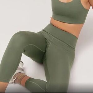 Girlfriend Collective green Leggings, 
NWT ❤️